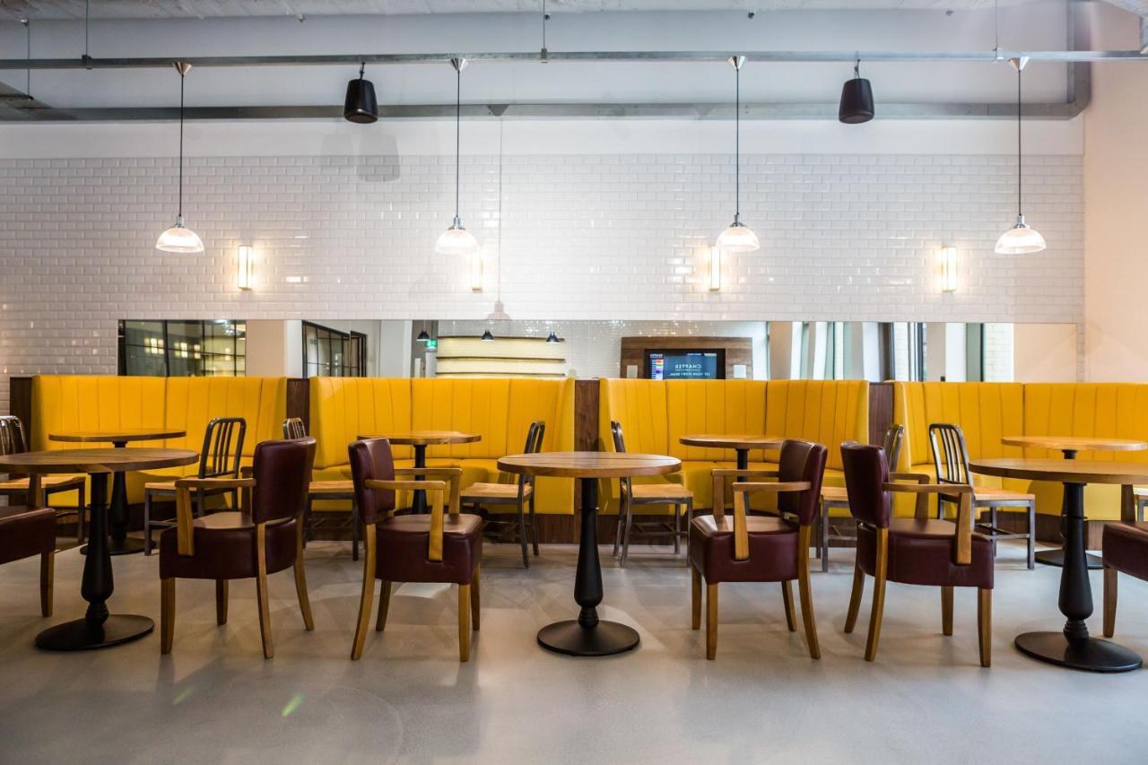 Chapter White City In Londen Buitenkant foto